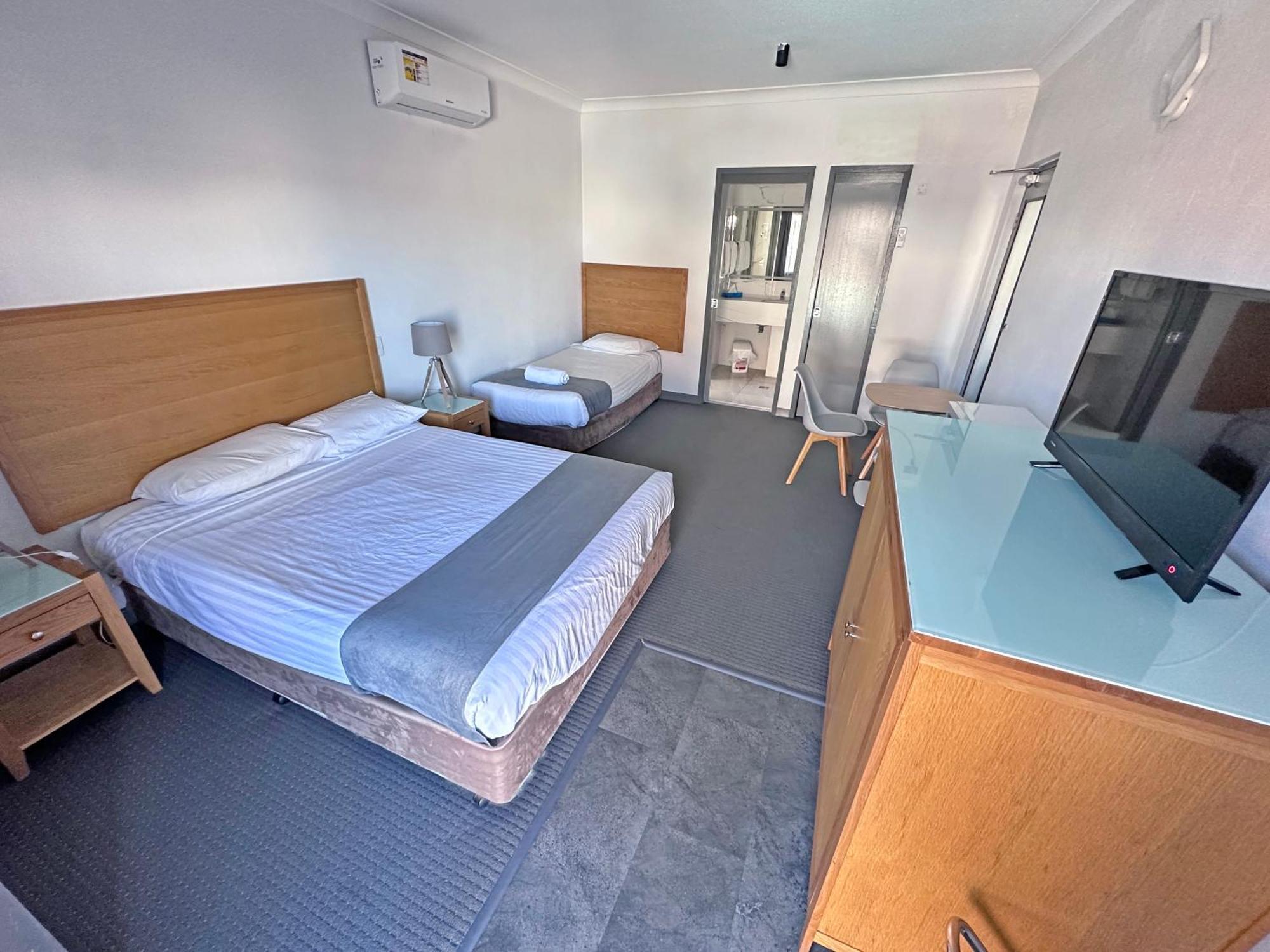 Spa Village Travel Inn Moree Δωμάτιο φωτογραφία